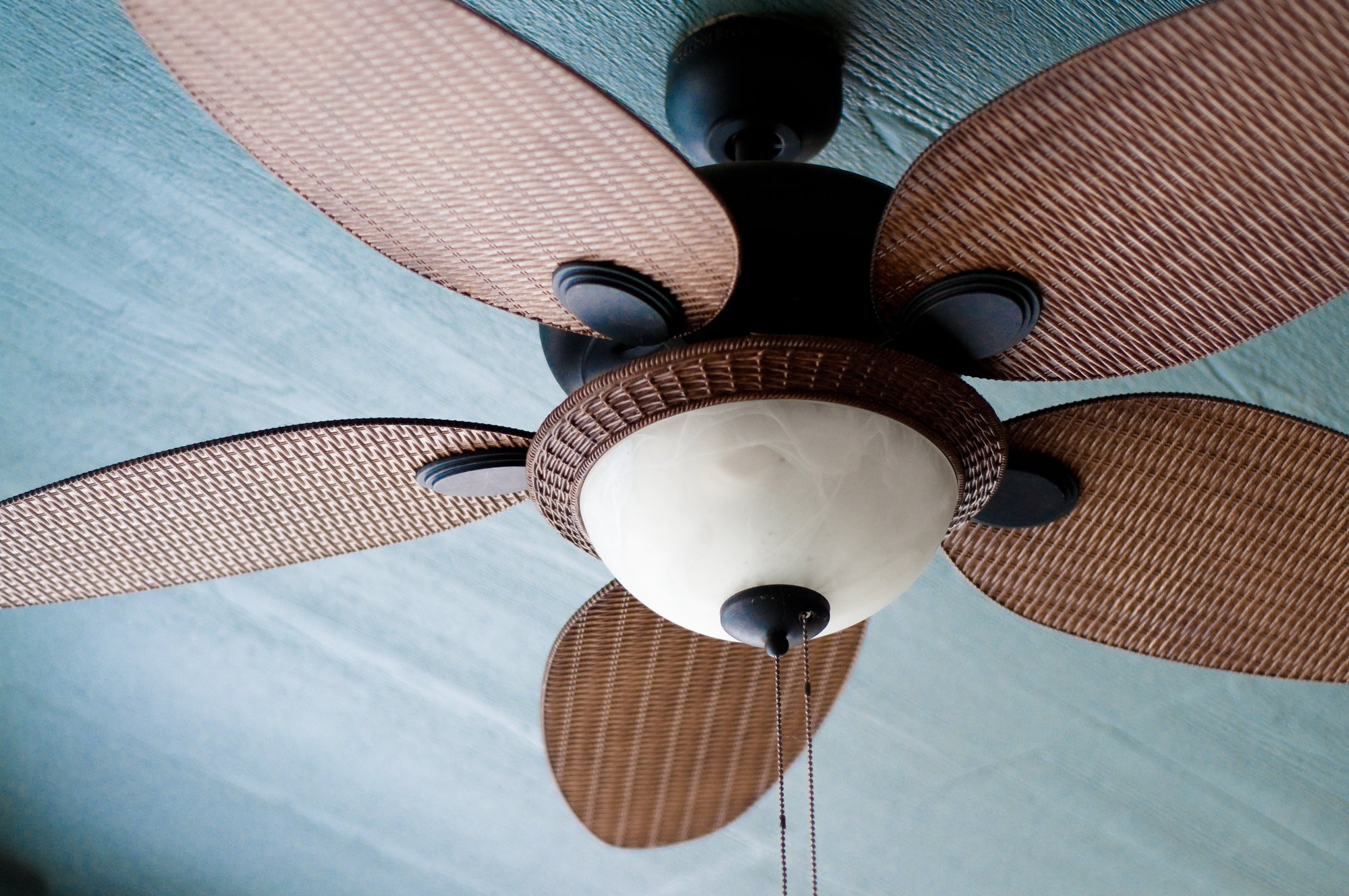 How To Use Ceiling Fans In The Winter