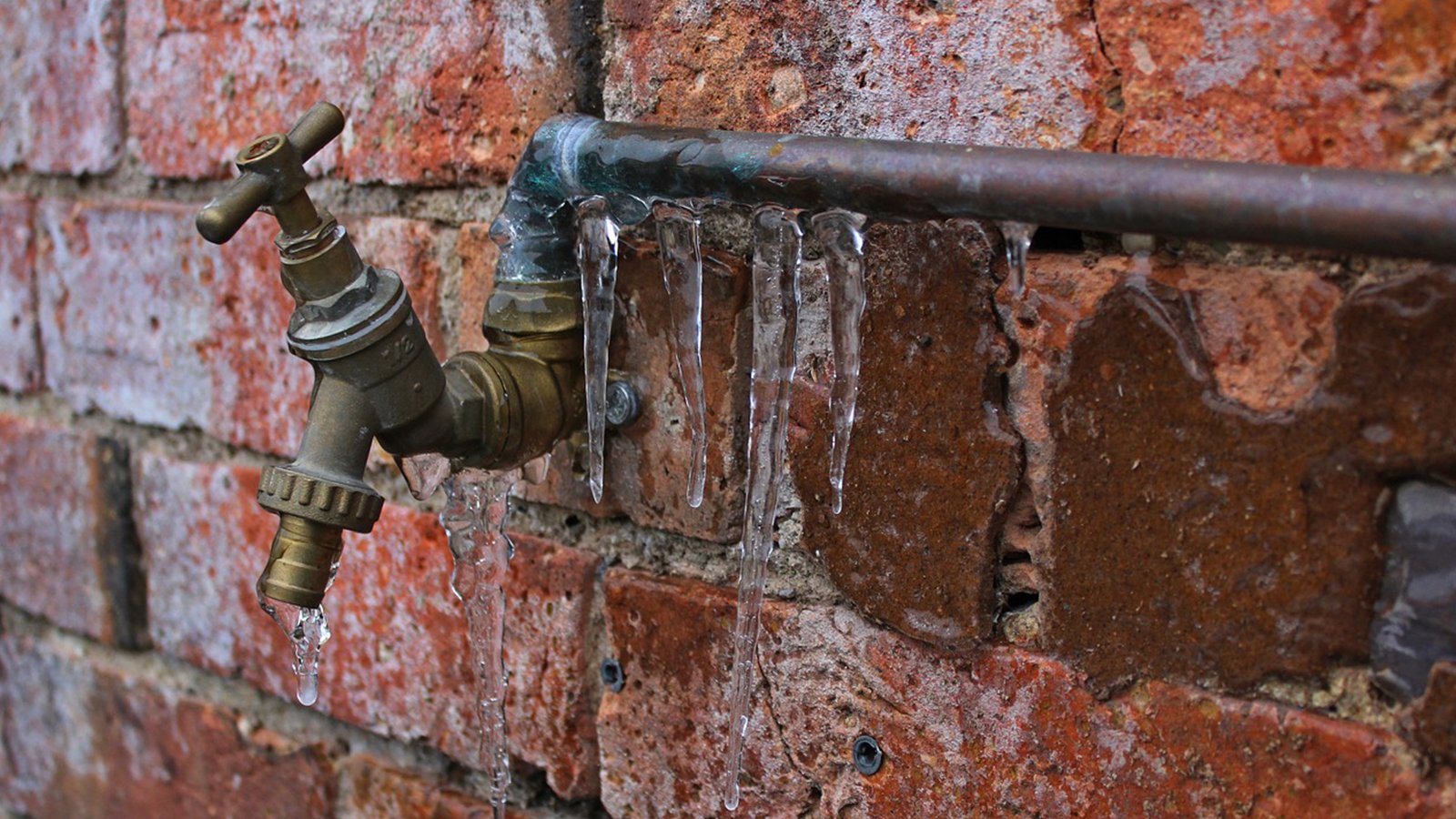 Frozen pipes during winter